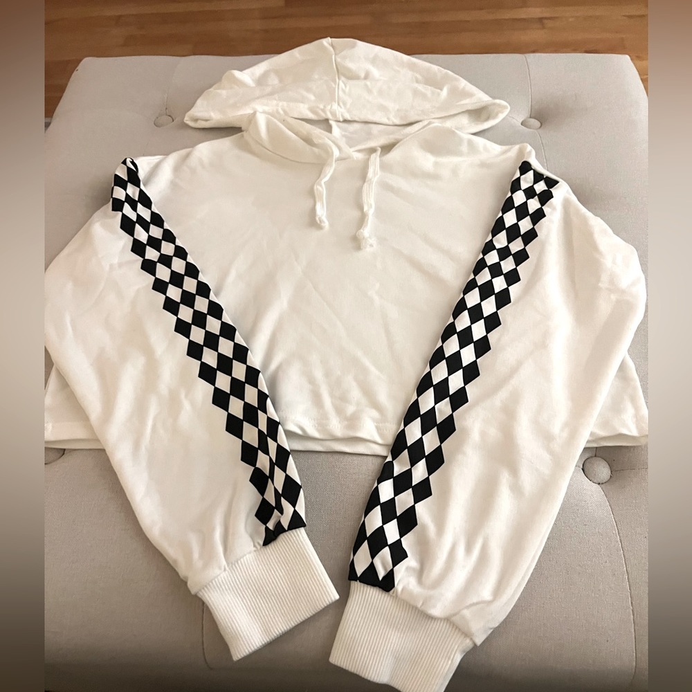 Women’s T-shirt crop top hoodie, size small